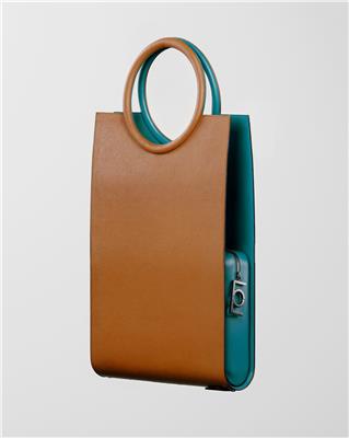 AMOROMA THE ONE BAG FORMAT A3 16