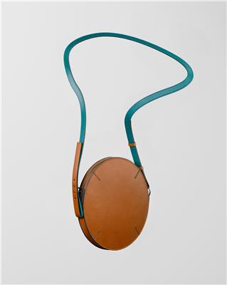 AMOROMA THE ROUND BAG 24