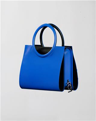 AMOROMA THE ONE BAG FORMAT A4 26