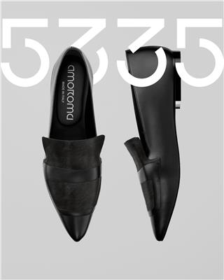 AMORAMA THE SHOE BLACK 