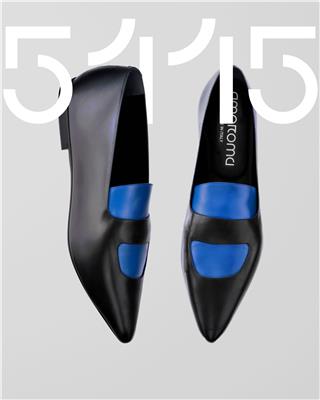 AMORAMA THE SHOE BLACK AND BLUE