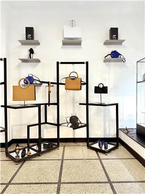 AMORARA SHOP 1