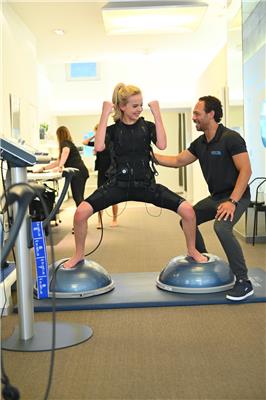 BODY TRAINING STUDIO 3