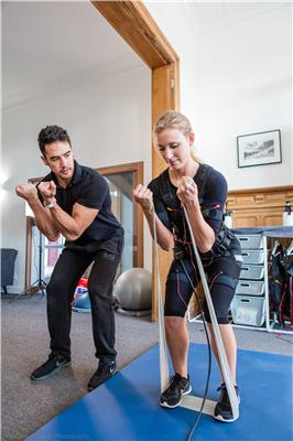 BODY TRAINING STUDIO 4 CREDIT GANAELLE GLUME