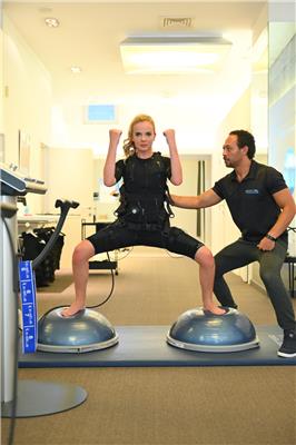 BODY TRAINING STUDIO 6