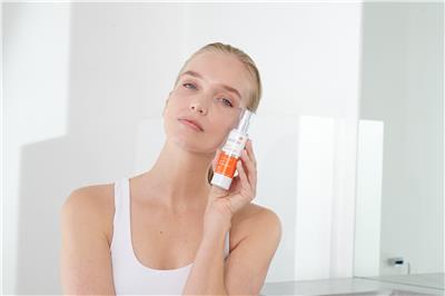 ENVIRON SKIN ESSENTIA CAMPAIGN IMAGE 43