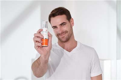 ENVIRON SKIN ESSENTIA CAMPAIGN IMAGE 49