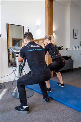 BODY TRAINING STUDIO 2 credit Ganaelle Glume