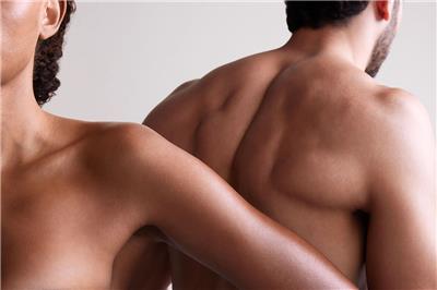ENVIRON BODY ESSENTIA CAMPAIGN IMAGE 04