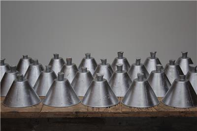 HM43 Cigue 4 exemplaires de lampe en fonte daluminium 2019 Cigue