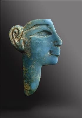 THE ROOMS HARMAKHIS STATUE OF A LADY