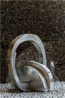 ADO CHALE CAST ALUMINIUM SCULPTURE CREDIT GILLES VAN DEN ABEELE