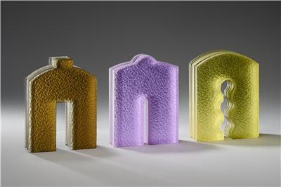 LILA FARGET ARCHITECTURAL FORM SERIE MOLDED GLASS H20CM 2008 CREDIT GILLES CRUYPENYNCK PRIVATE COLLECTION