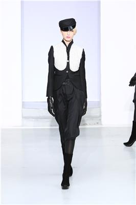 JPK KNOTT SO MAD FW 2008 COUTURE VISUAL 06.JPG