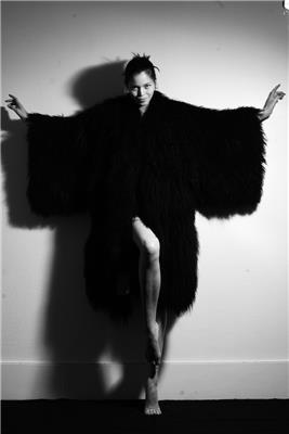 JPK KNOTT SO MAD FW 2009 RTW VISUAL 03