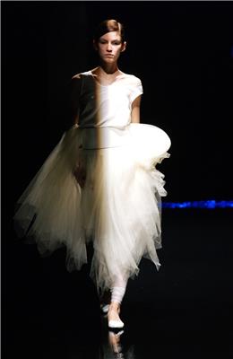 JPK KNOTT SO MAD SS 2002 RTW VISUAL 04.JPG