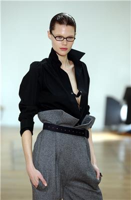 JEANPAULKNOTT FW 2003 ETIENNE TORDOIR 8