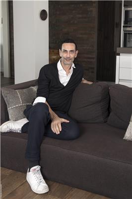 JEANPAULKNOTT 000 MRO