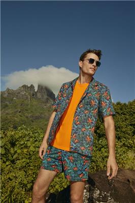 VBQ CRUISE 25 CAMPAIGN IMAGE MENSWEAR 6