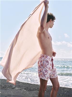 VBQ CRUISE 26 CAMPAIGN IMAGE MEN 32