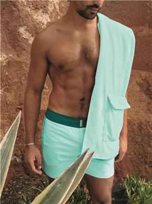 VBQ CRUISE 26 CAMPAIGN IMAGE MEN 45