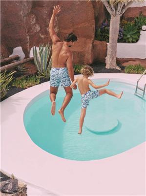 VBQ CRUISE 26 CAMPAIGN IMAGE MEN 52