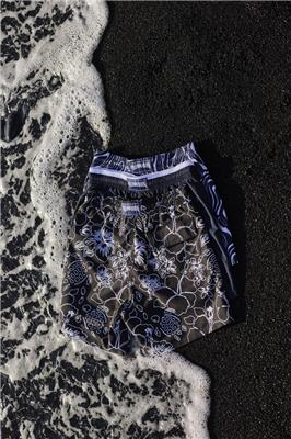 VBQ CRUISE 26 CAMPAIGN IMAGE MEN 63