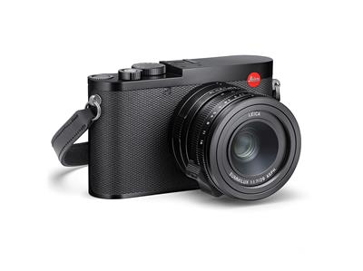 LEICA Q3 6250 EUR PACKSHOT 2