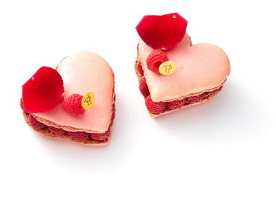 LA MAMOUNIA SALON DE THE PIERRE HERME ISPAHAN COEUR