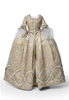 Isabelle de Borchgrave Paper Dresses 10877a