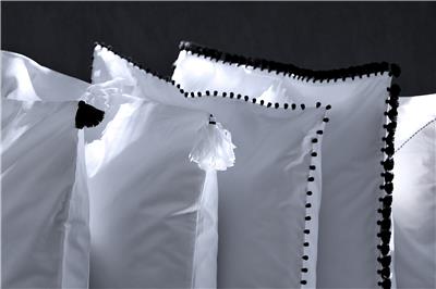 Valerie Barkowski Campaign bed linen blanc taies tulum kross aya ilias detail credit tania panova